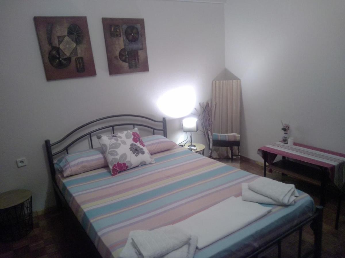 Room To Rent-Shared Wc Kavála Luaran gambar